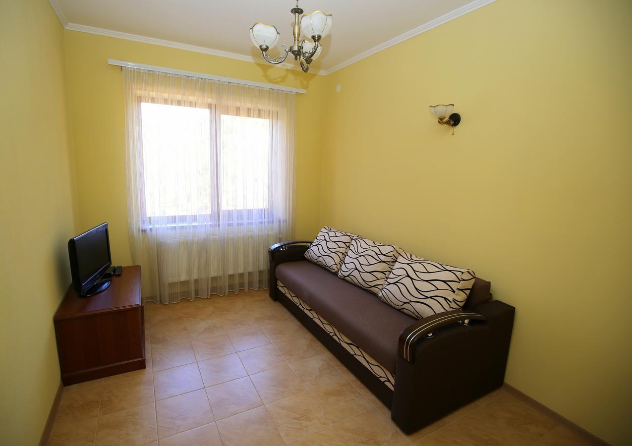 Пори Року Guest House Sinyak  Bagian luar foto